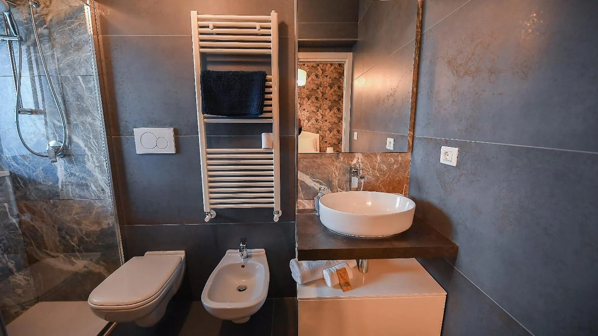 Karol Wojtyla Airport Bari Hotel